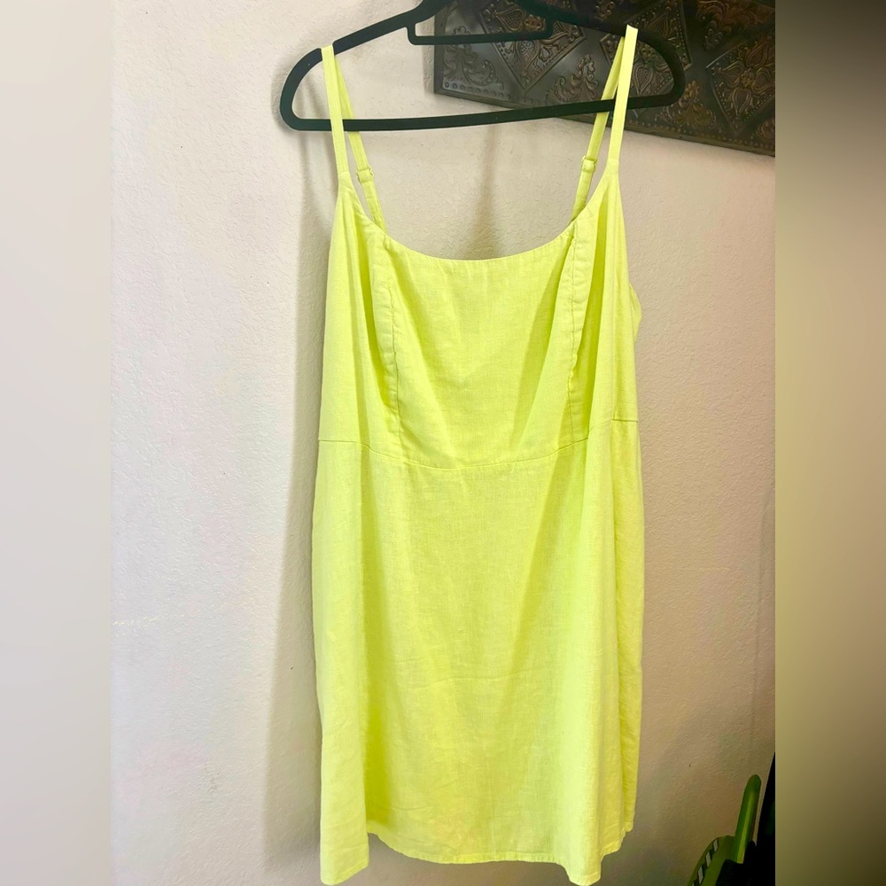 NWT Yellow  Spaghetti Strap Dress 2xl